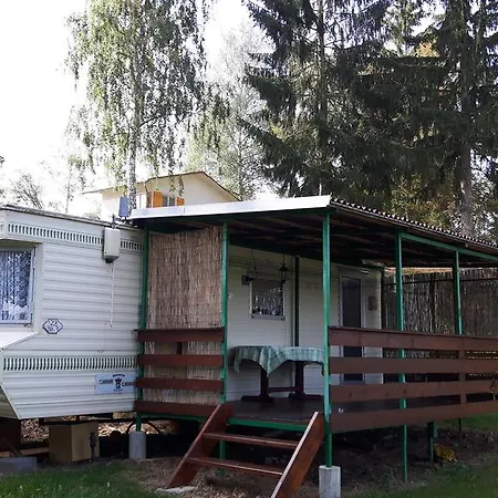 Campingplatz Prehrada Hracholusky - Chata U Vody