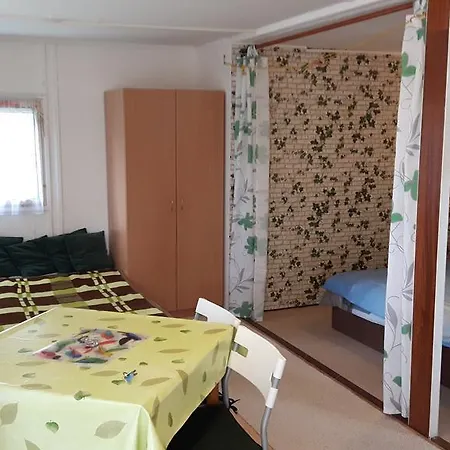 Campingplatz Prehrada Hracholusky - Chata U Vody *