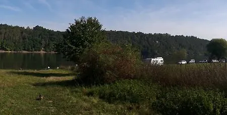 Prehrada Hracholusky - Chata U Vody كارلوفي فاري